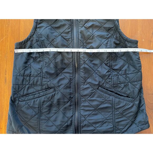 Bit & Bridle Women XS Vest Pockets Black Full Zip FleeceLined Quilted Small Flaw - Picture 6 of 8